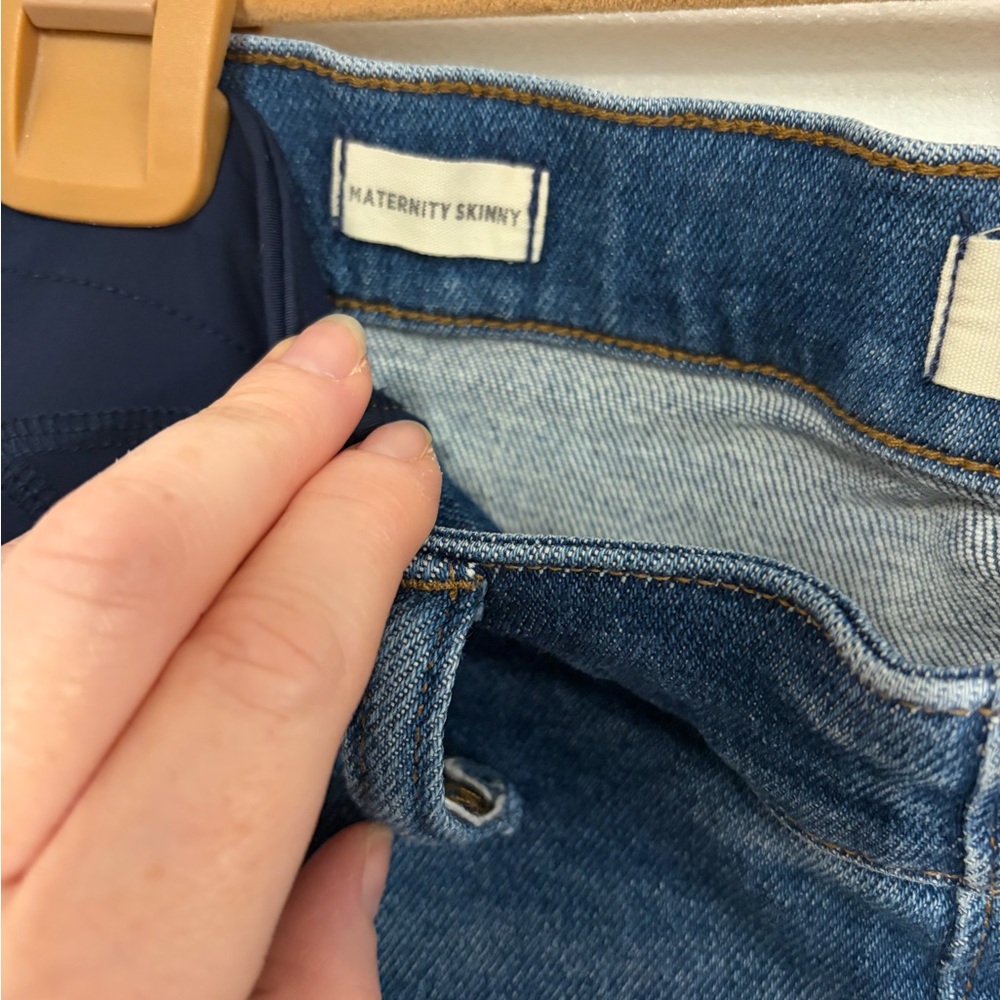 Maternity Side-Panel Skinny Jeans - Picture 9 of 9